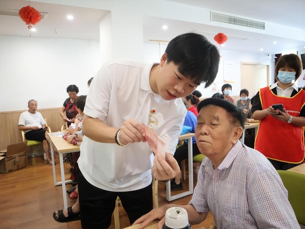 揭秘12块钱理财，真假之辨 12块钱理财是真是假